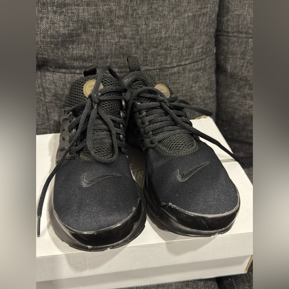 Nike Air Presto GS Triple Black Blackout 833875-003 Running Size 6y Womens 7.5 - Picture 5 of 15